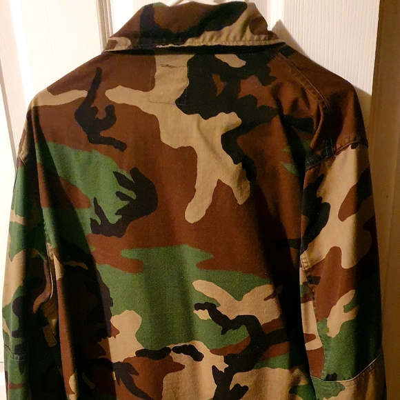 Army Style Camouflage Jacket - Picture 2 of 2